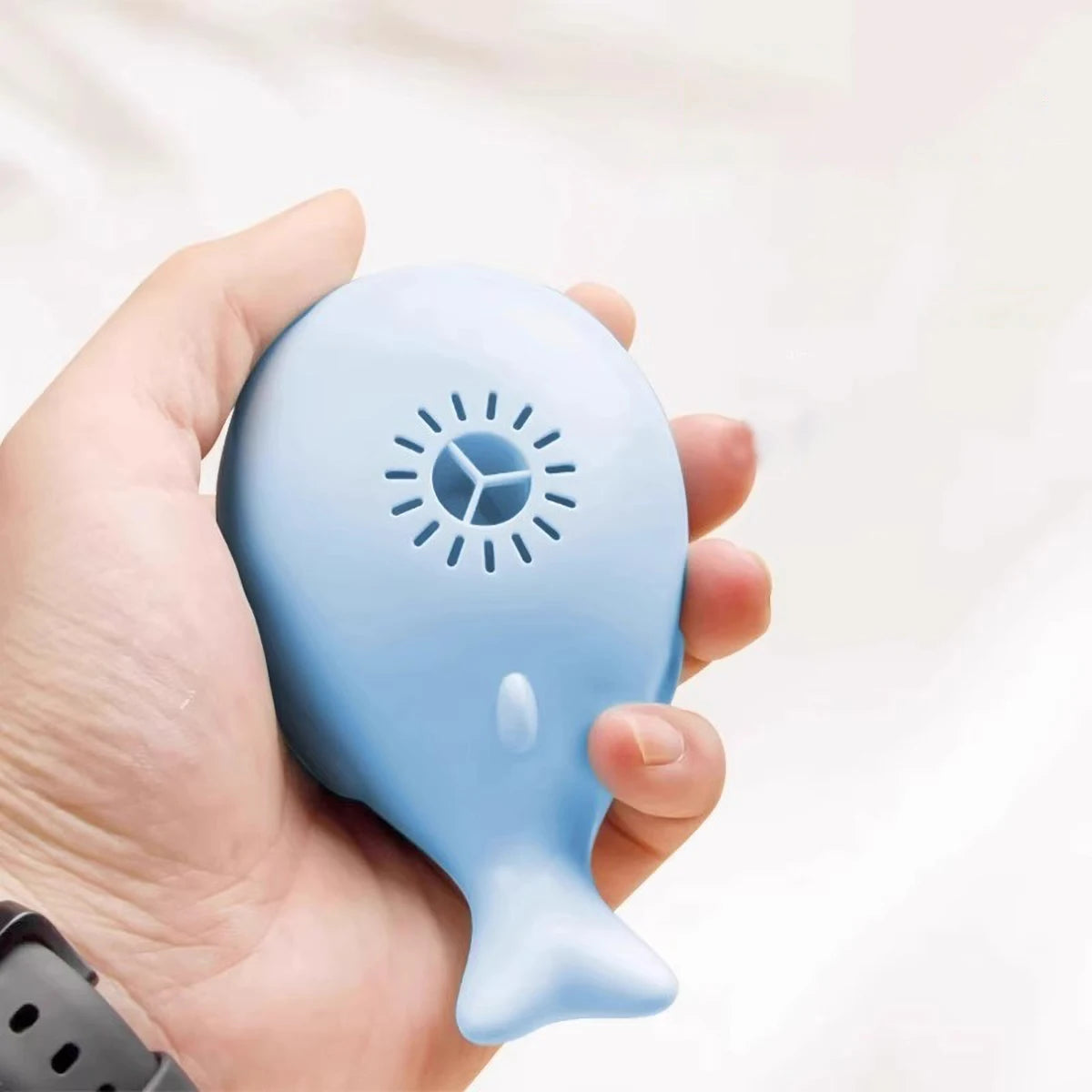 ual - function FElectric Floating Ball Cat Toy - WhaElectric Floating Ball Cat Toy - Whale - shaped, USB - powered, D